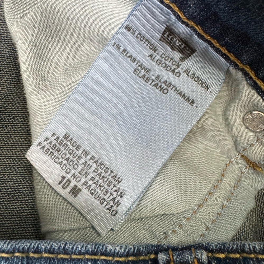 ❤️ (1)Ladies Levi’s jeans, size 10medium. Great condition. No tears or wear - Picture 3 of 13